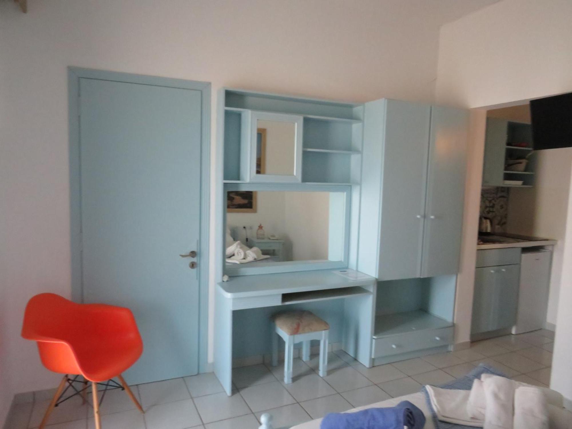 Blue Beach Villas Apartments Stavrós Extérieur photo